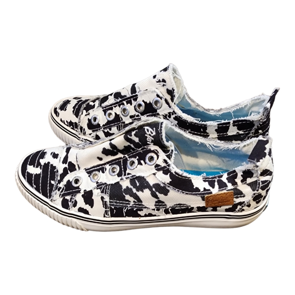 Blowfish Cow print size 9.5